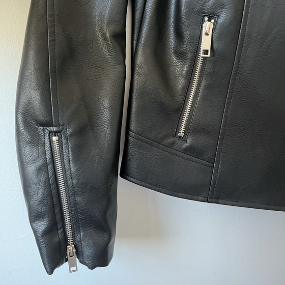 ✨NWOT✨ RD STYLE | Faux Leather Jacket - Picture 4 of 6
